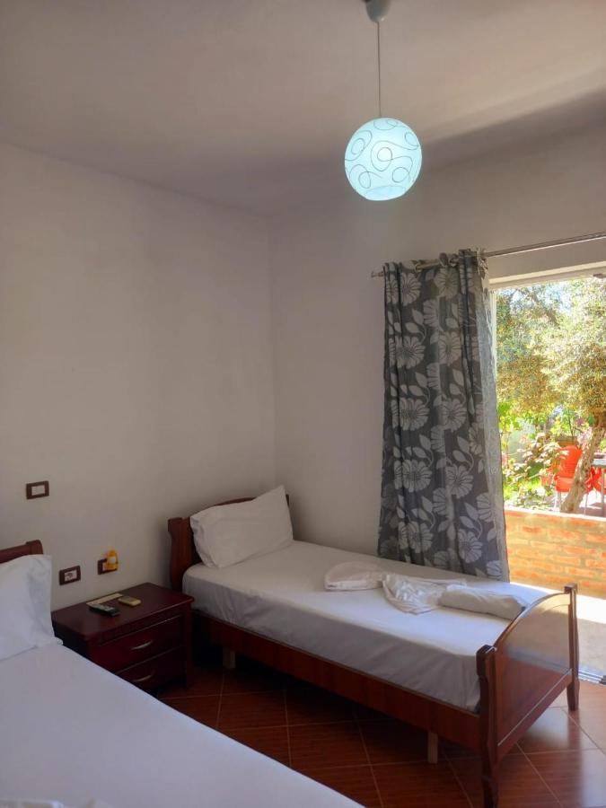 Villa Cela Ксамил Екстериор снимка